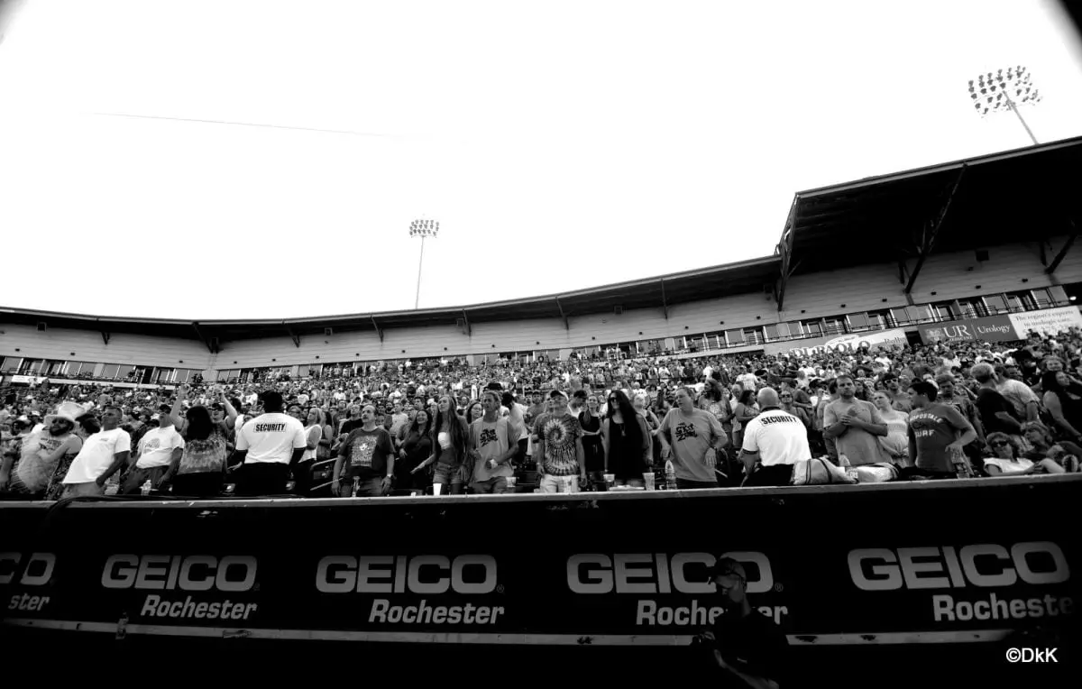 dark star orchestra Frontier Field