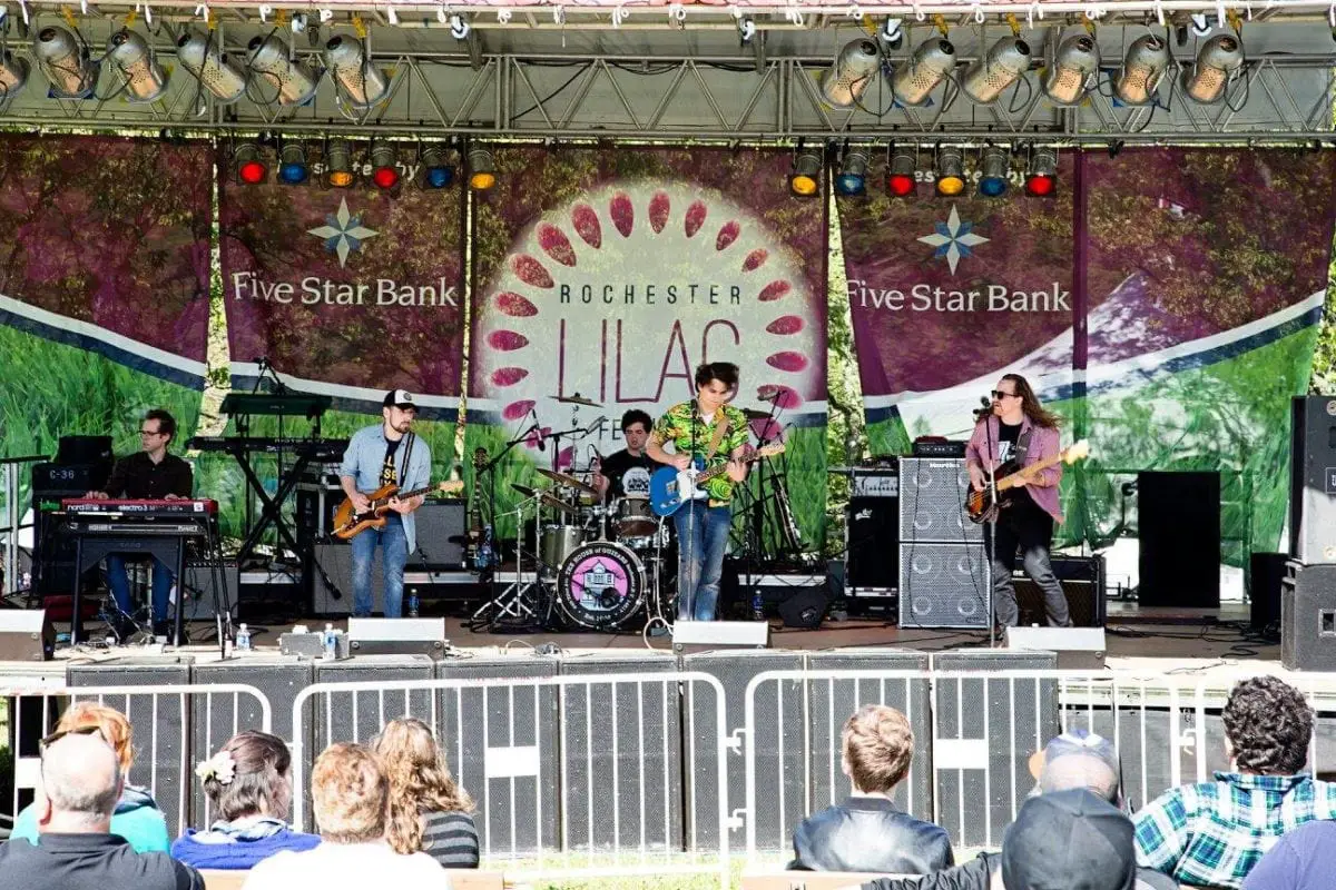 Live Music Returns BistroStyle to Rochester Lilac Festival