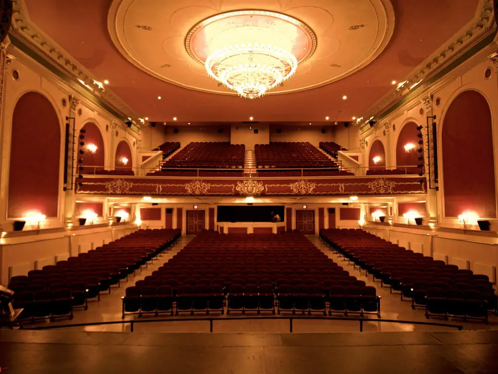 The Strand Center Theater