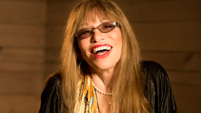 happy birthday carly simon