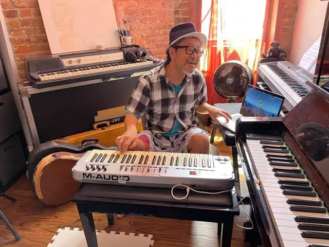 Senri Oe