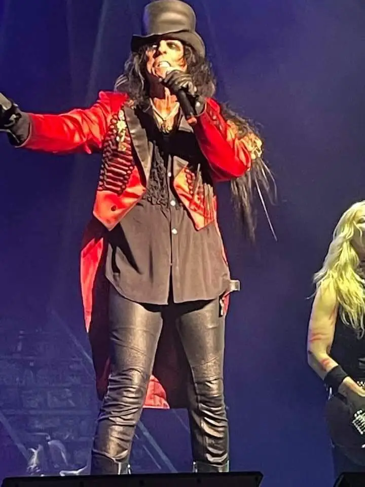 alice cooper utica