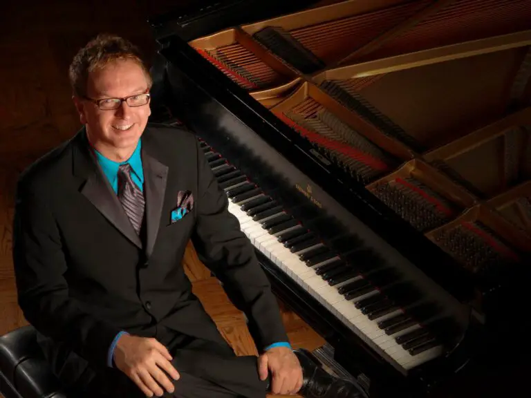 Albany Symphony Pianists, Kevin Cole