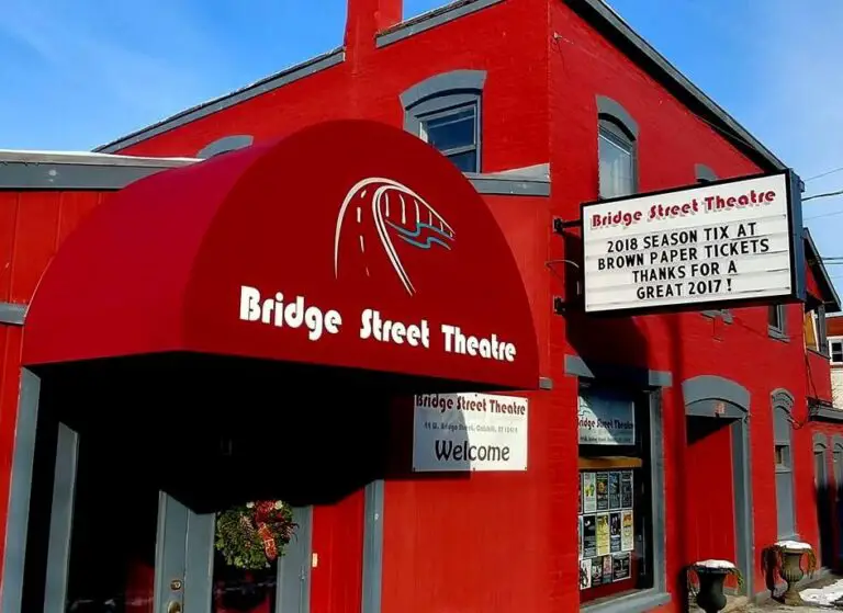Exterior of the Bridge Street Theatre
