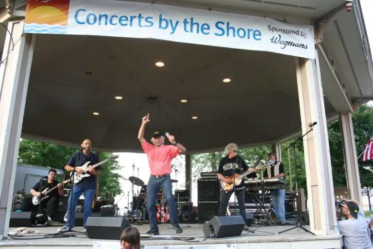 A Concerts By The Shore performance