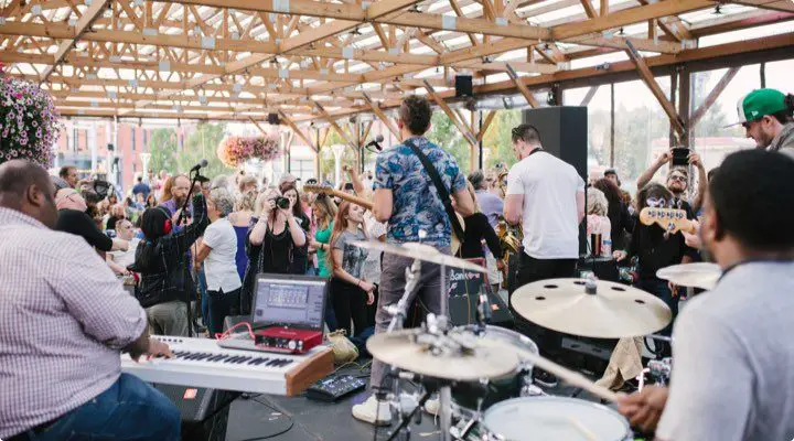 A performance from Live at Larkin
