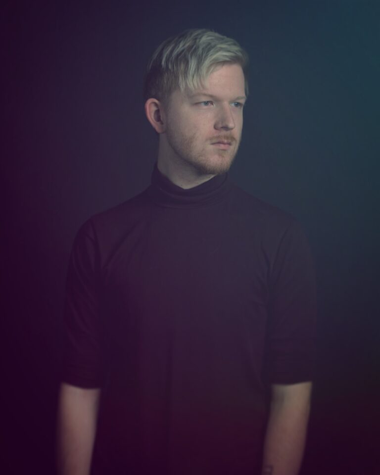 Photo of guest pianist Chris Reynolds