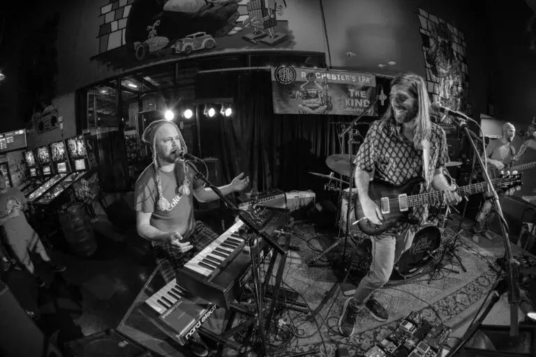 Rochester jam band the Niche with Rob Compa