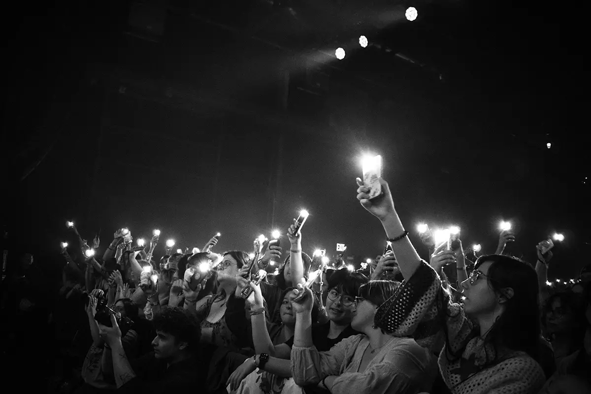 the audience at brooklyn steel