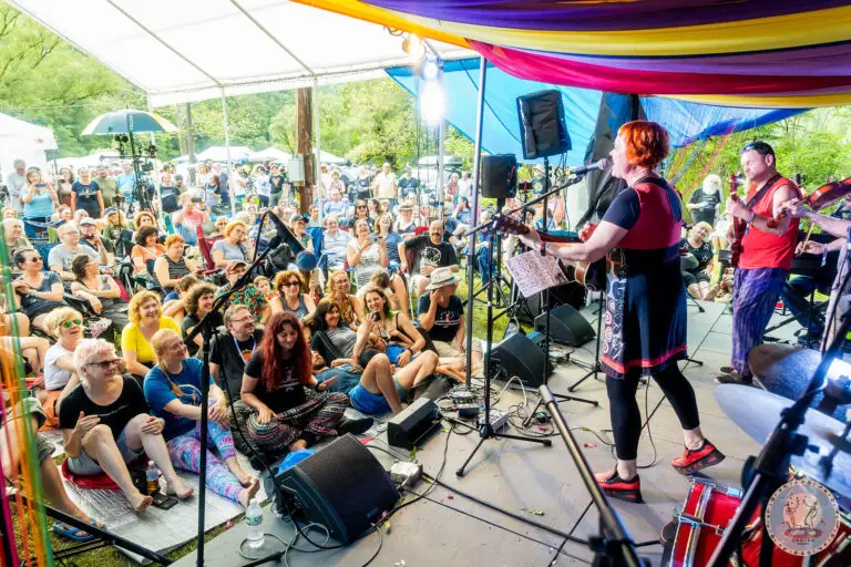 Olga Chikina performing to crowd at Spell Art Stage