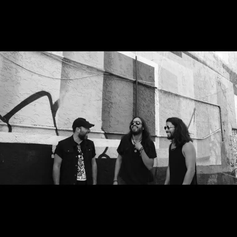 KRÖNA band