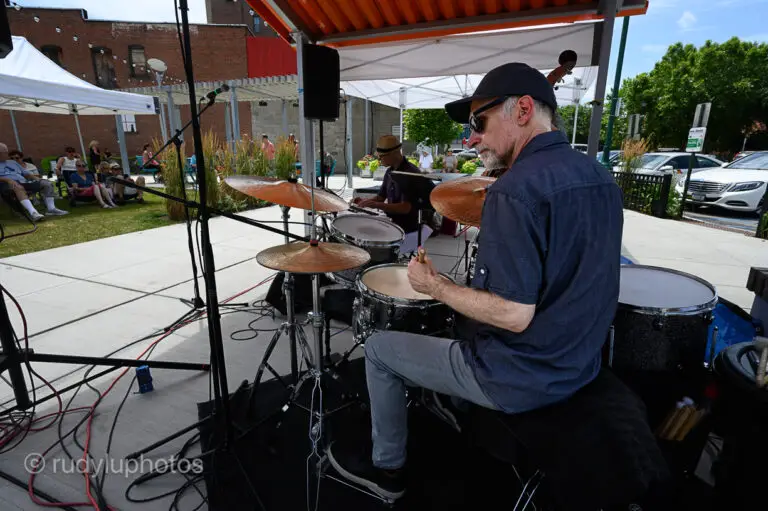 Art D'Echo Trio