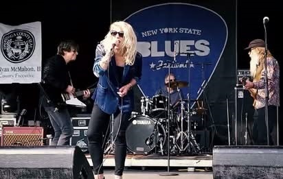 Blue Avenue band