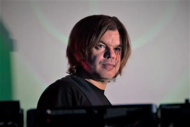 Paul Oakenfold, producing women's empowerment album for Justice for Women International efforts