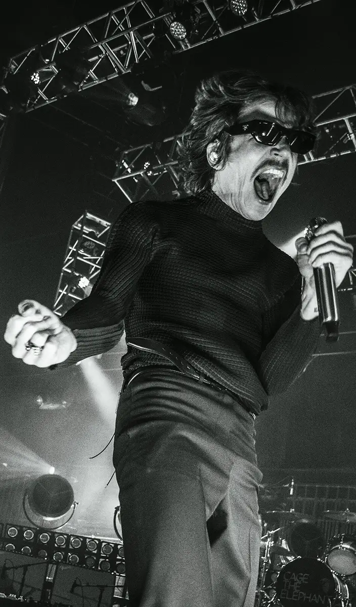 cage the elephant at capitol theatre in port chester, matt schultz