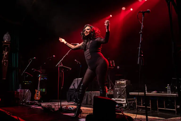 Bertha Grateful Drag