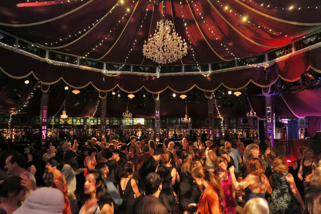 Spiegeltent SummerScape