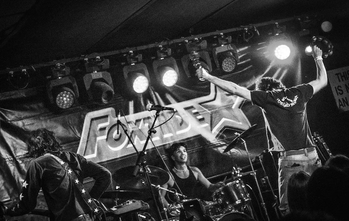 foxtide performing a sold out show at Manhattan's mercury lounge
