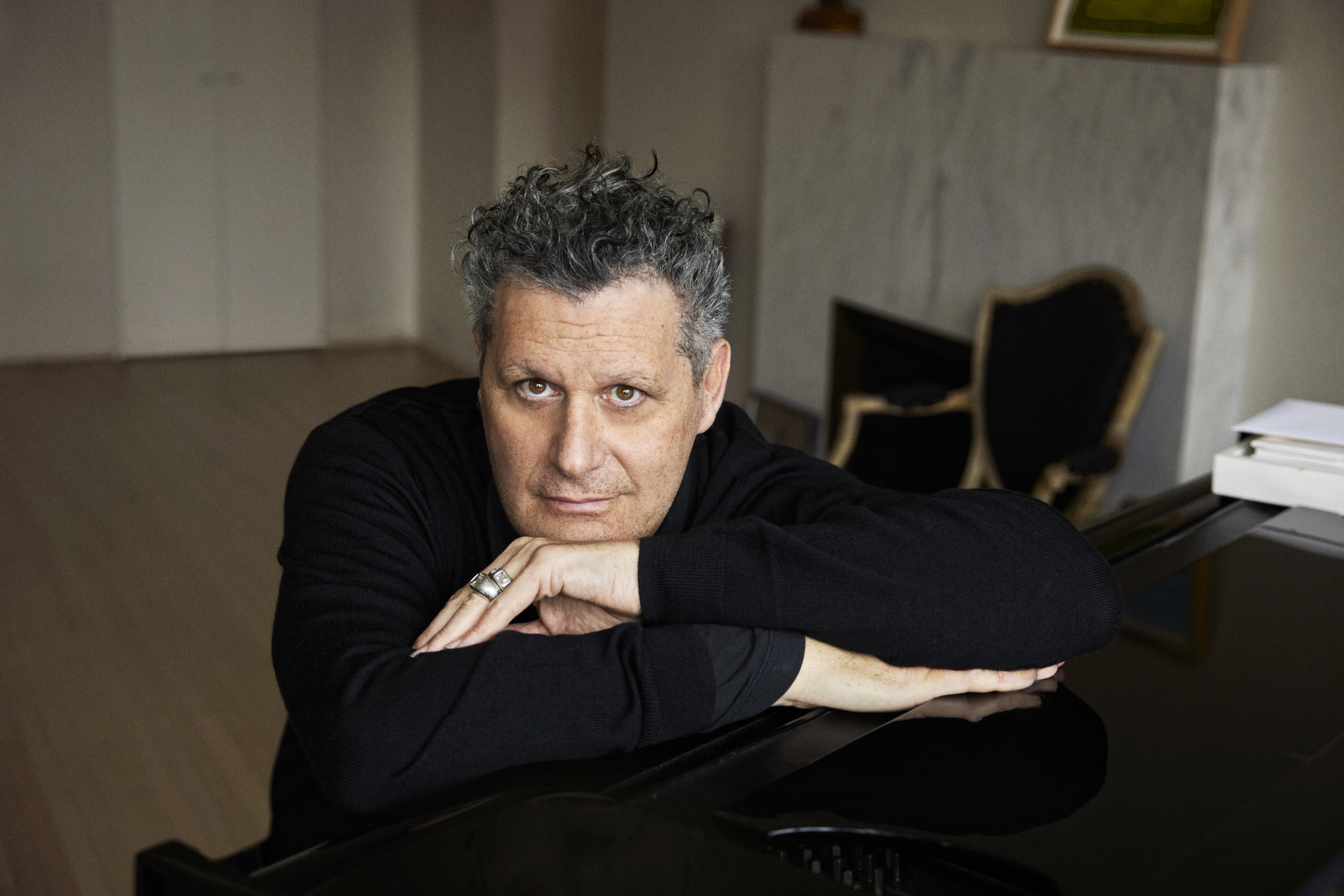 Isaac Mizrahi 54 below
