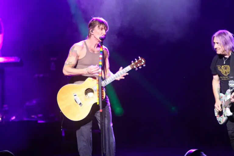 Goo Goo Dolls Lake View