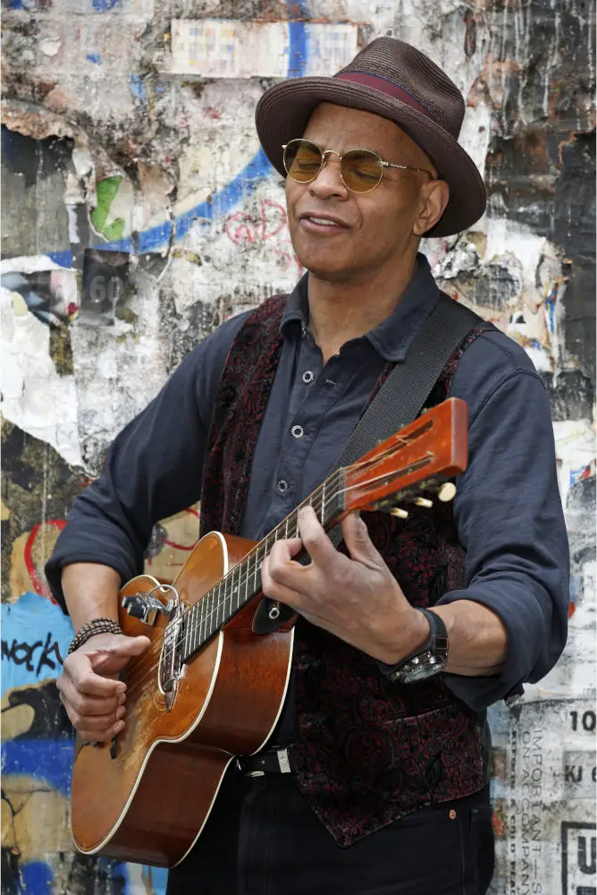 Guy Davis