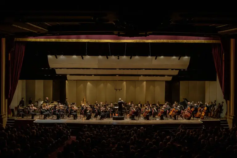 Albany Symphony performing in the Palace Theatre