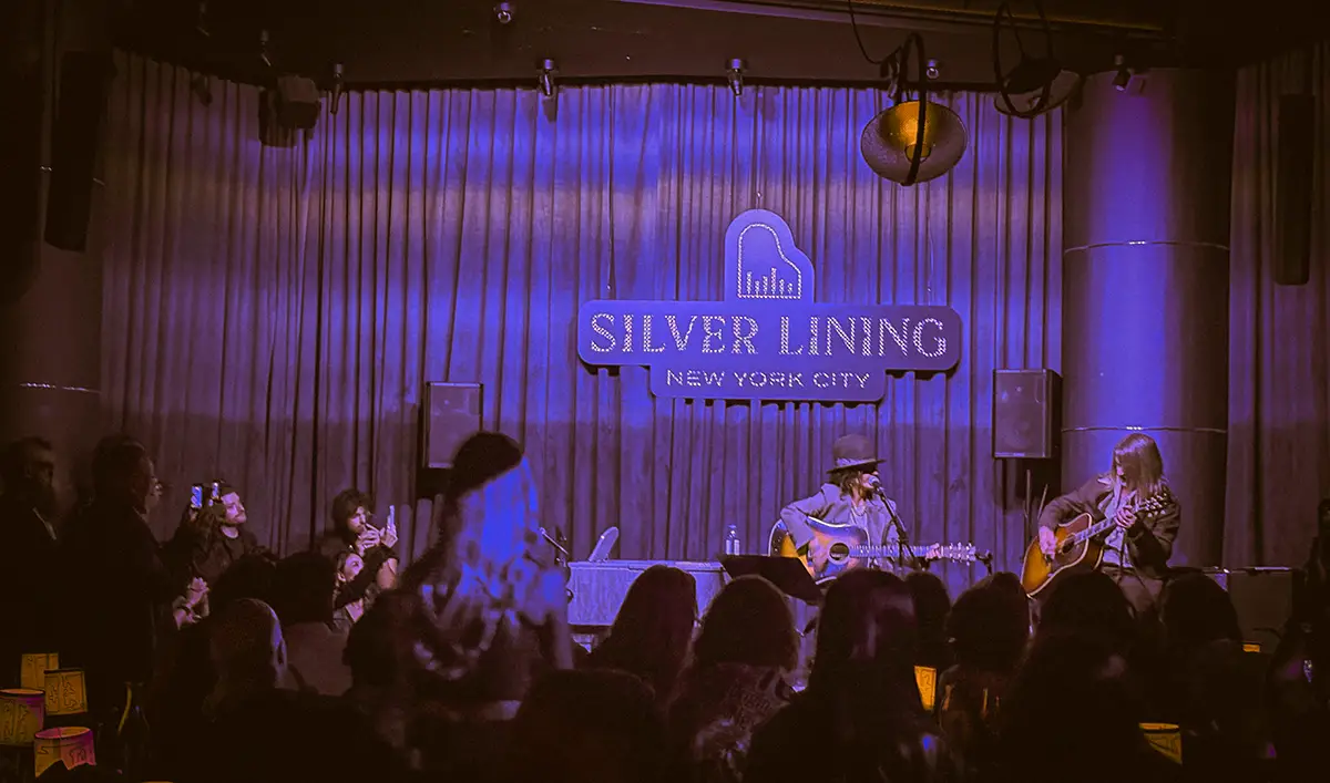 Linda Perry performing at Silver Lining Lounge